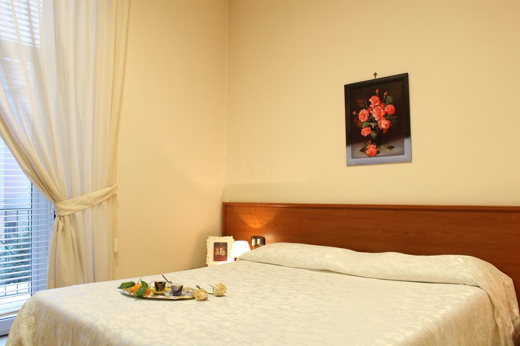 House Betty By Holiday World Albisola Superiore Εξωτερικό φωτογραφία